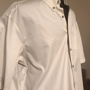 Eye Catching Men's SS LLBean Shirt